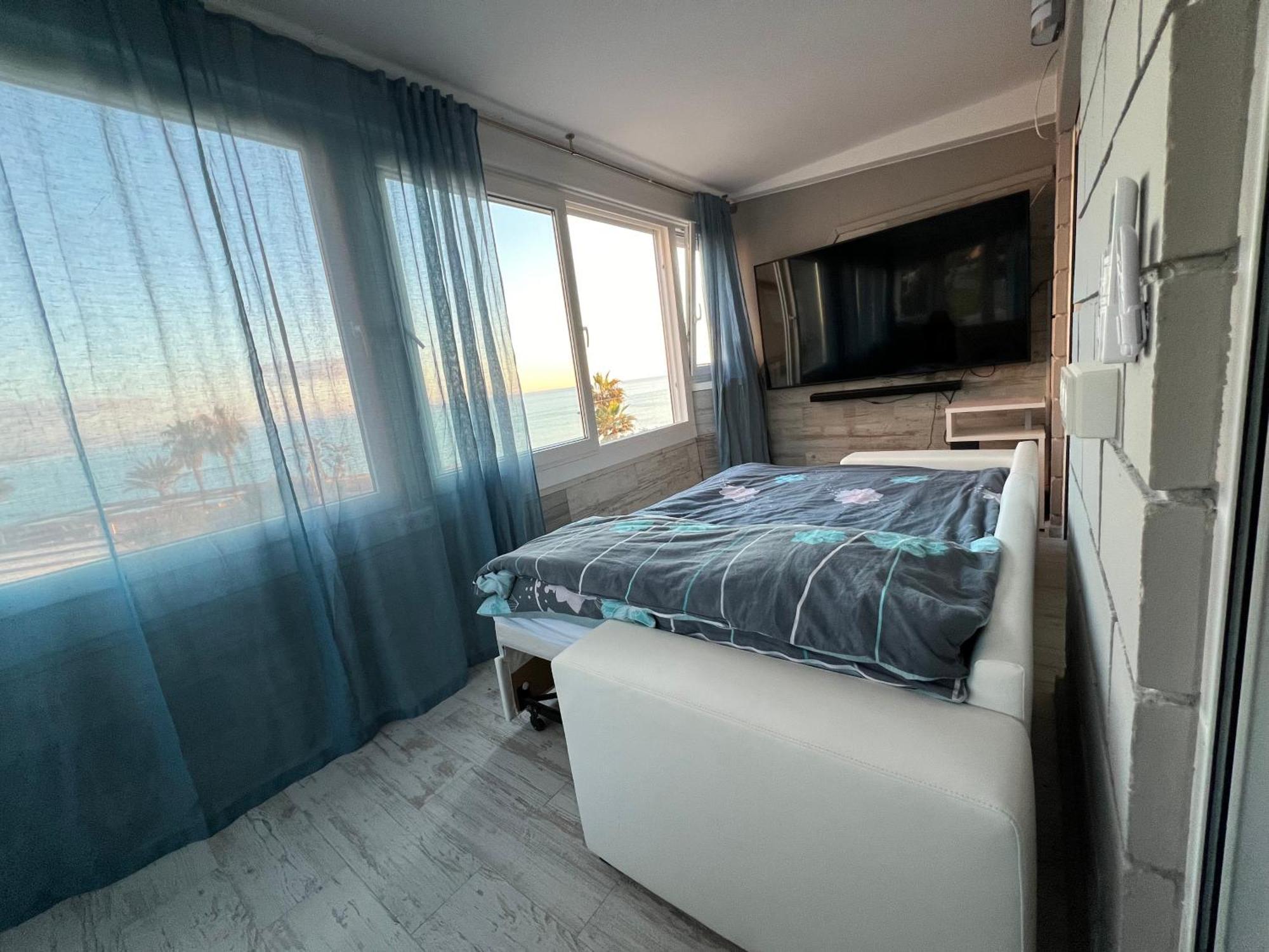 La Mata Apartment On The First Line Of The Sea 托雷维耶哈 外观 照片